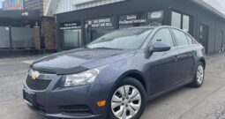 2014 Chevrolet Cruze BLUETOOTH! EXTRA CLEAN! LEATHER-WRAP WHEEL!